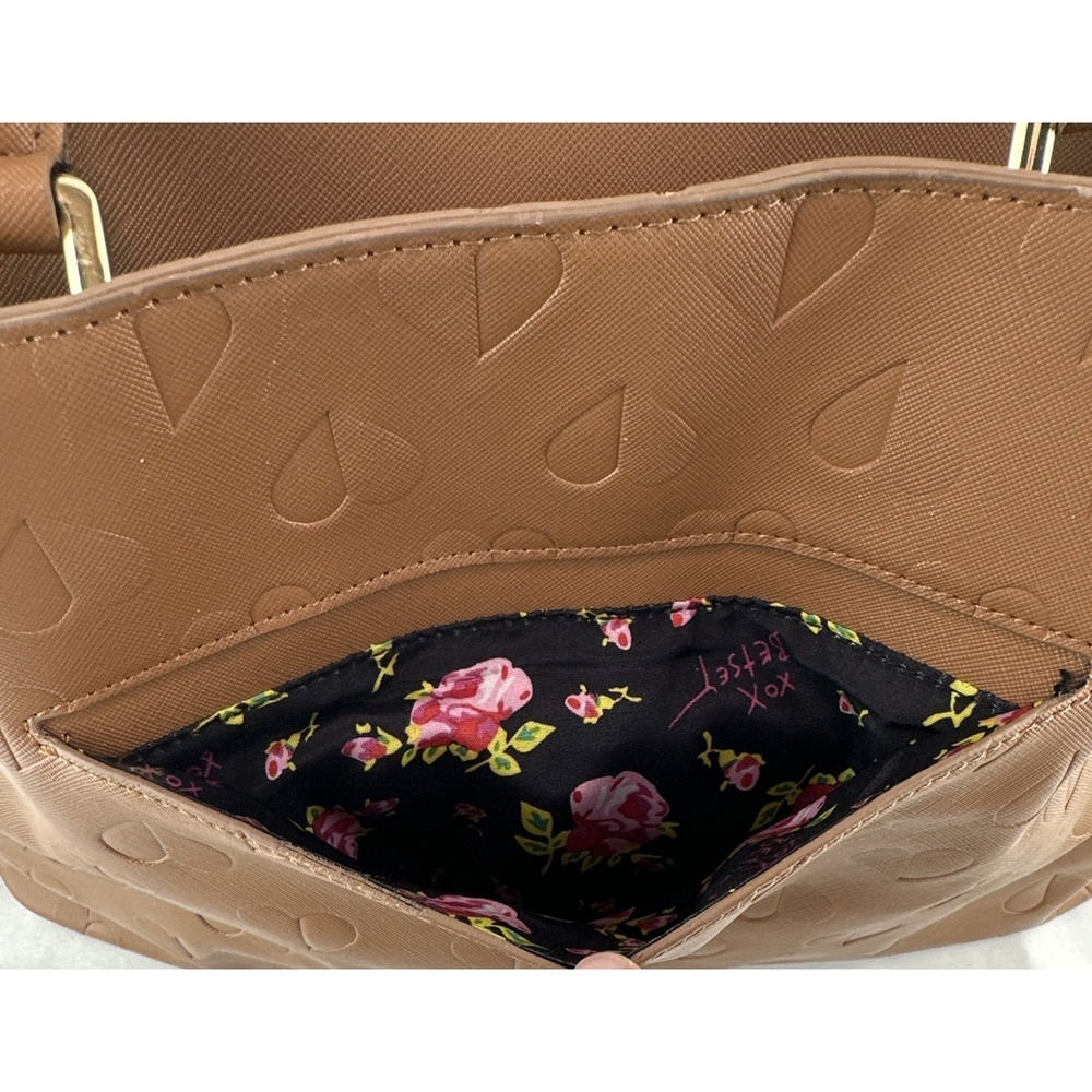 Betsey Johnson Heart Embossed Brown Triple Compartment Large Satchel Purse Tote - Picture 12 of 16